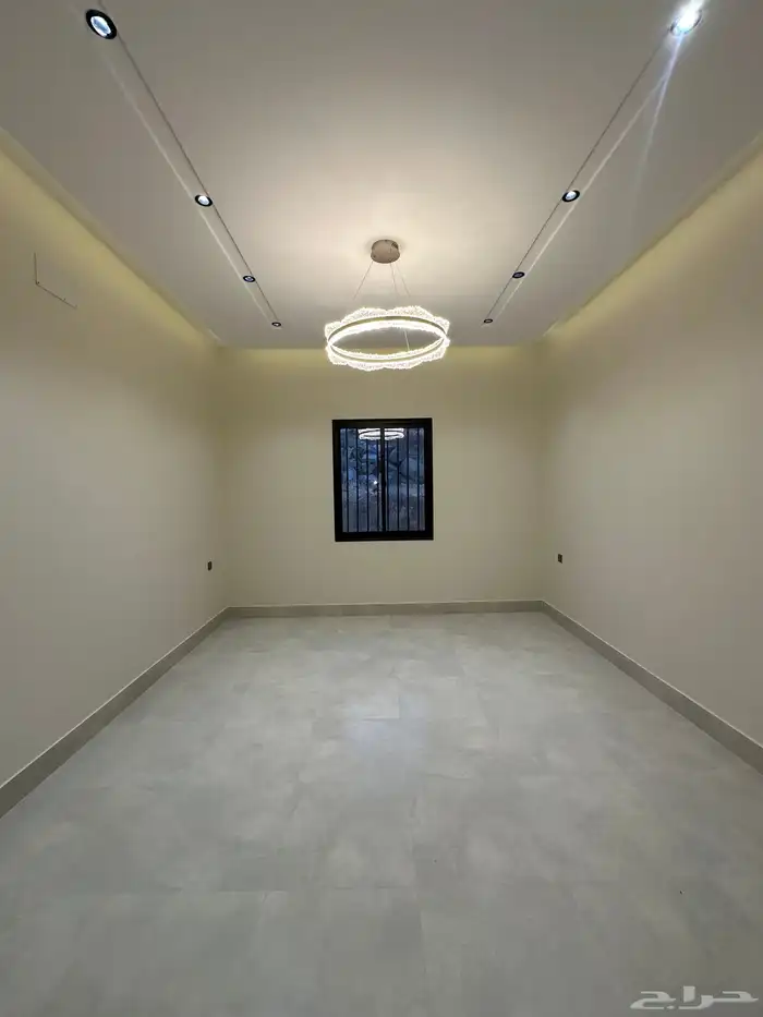 للبيع شقق علويه6غرف وسطح تصميم ممتاز بالمحاله-ابها540الف 9