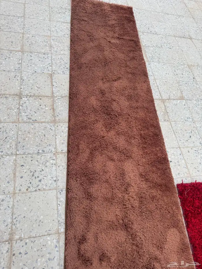 سجادات بعضها تركيه ولوحة على شكل سجاد 2