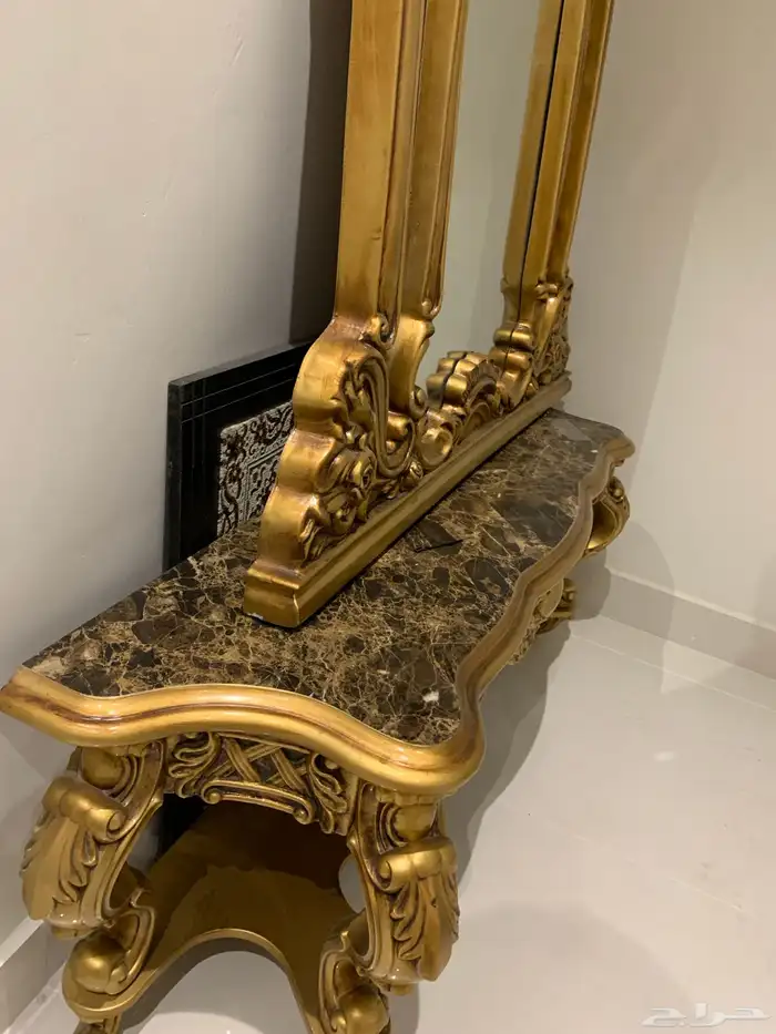 طاولات للبيع 3