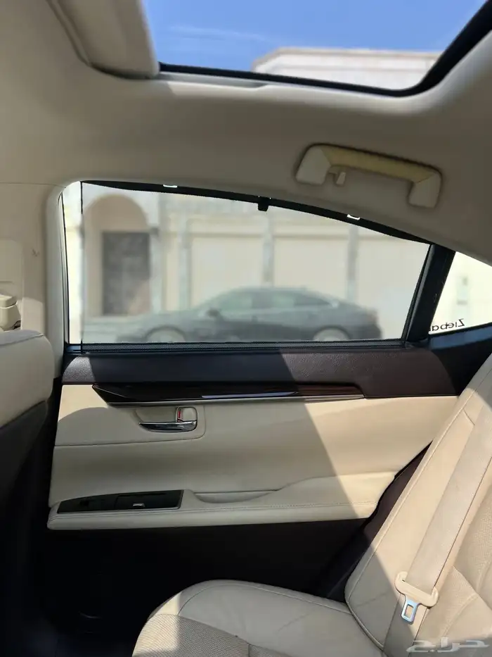 لكزس ES350 فل كامل 2016 11