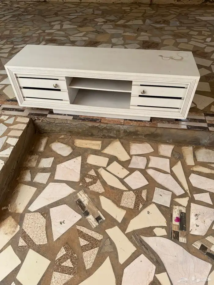 طاولة تلفزيون 120 متر 1