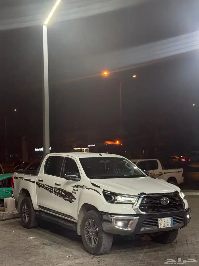 هايلاكس 2023 فل كامل 9