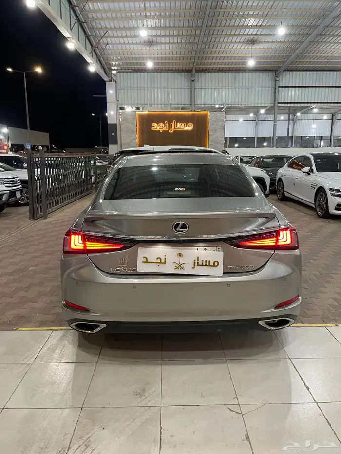 لكزس ES350 موديل 2023(CC) 7