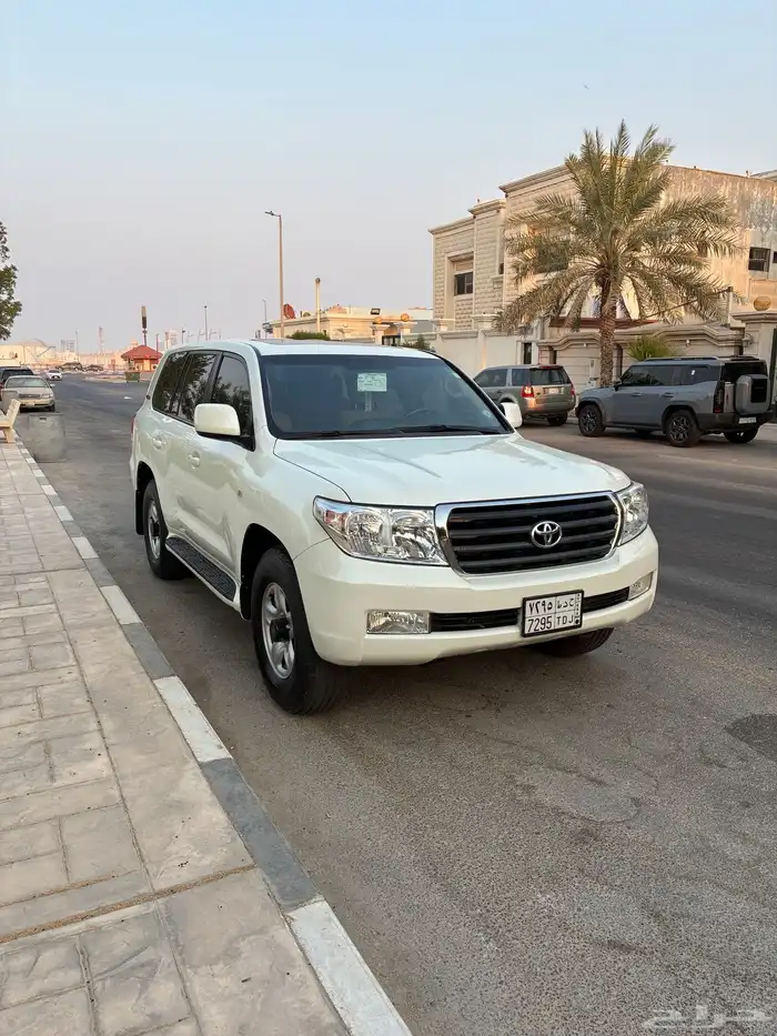 لاندكروزر GX قير عادي 2011 3