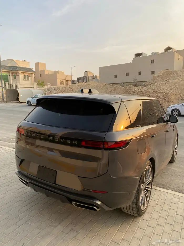 Range Rover Sport P400 Dynamic SE 2024 مواصفات HSE 5