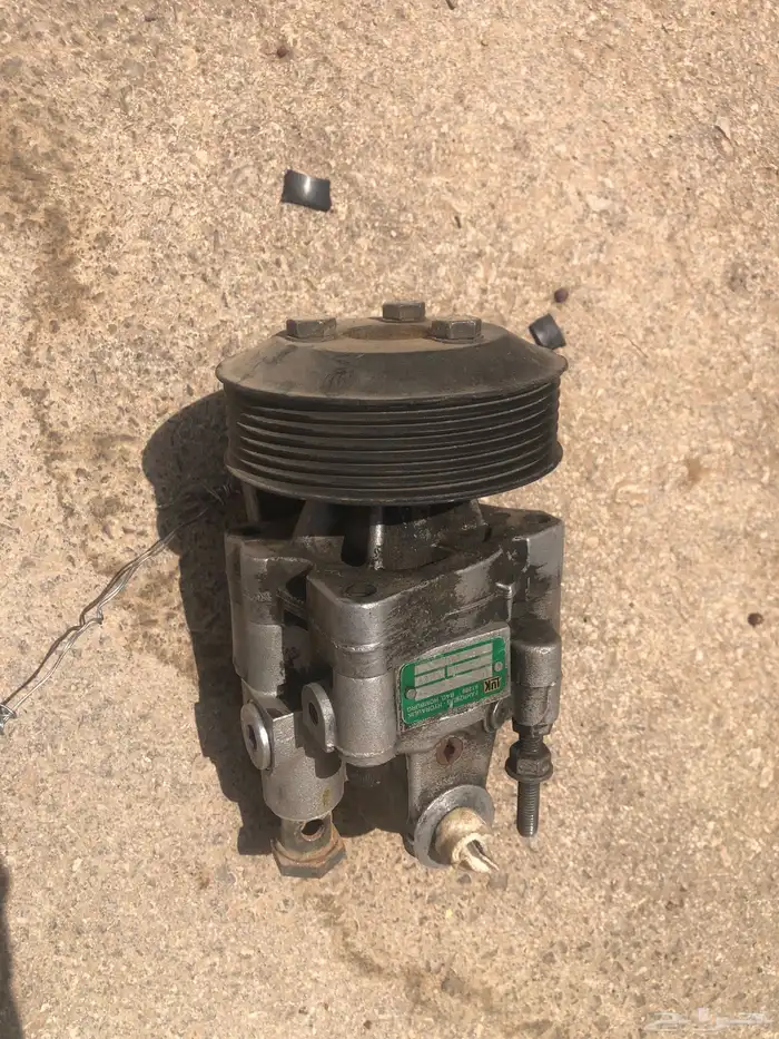 طرمبة علبة هيدروليك دركسيون bmw e38 2