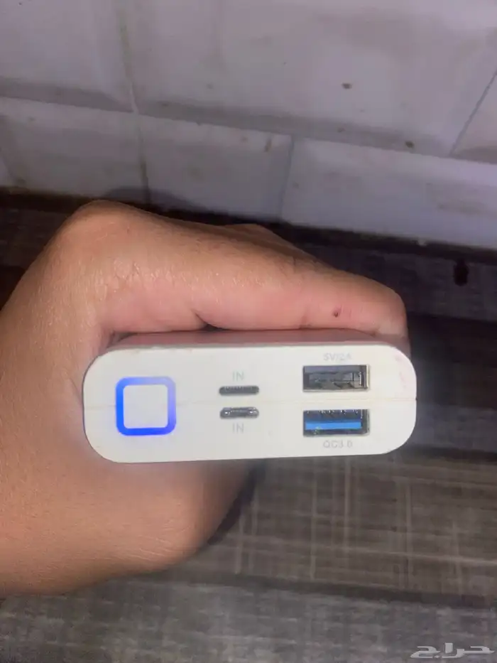 بطاريه متنقله 3