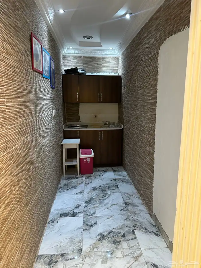 لتقبيل محل مشغل نسائي 10