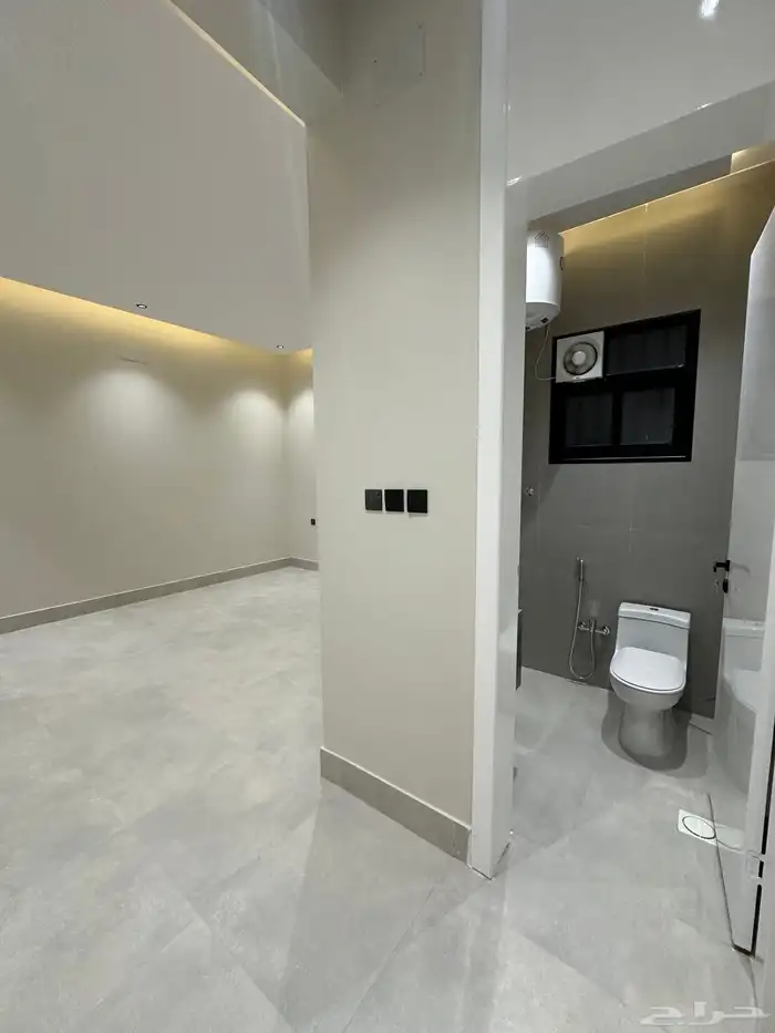 للبيع شقق علويه6غرف وسطح تصميم ممتاز بالمحاله-ابها540الف 12