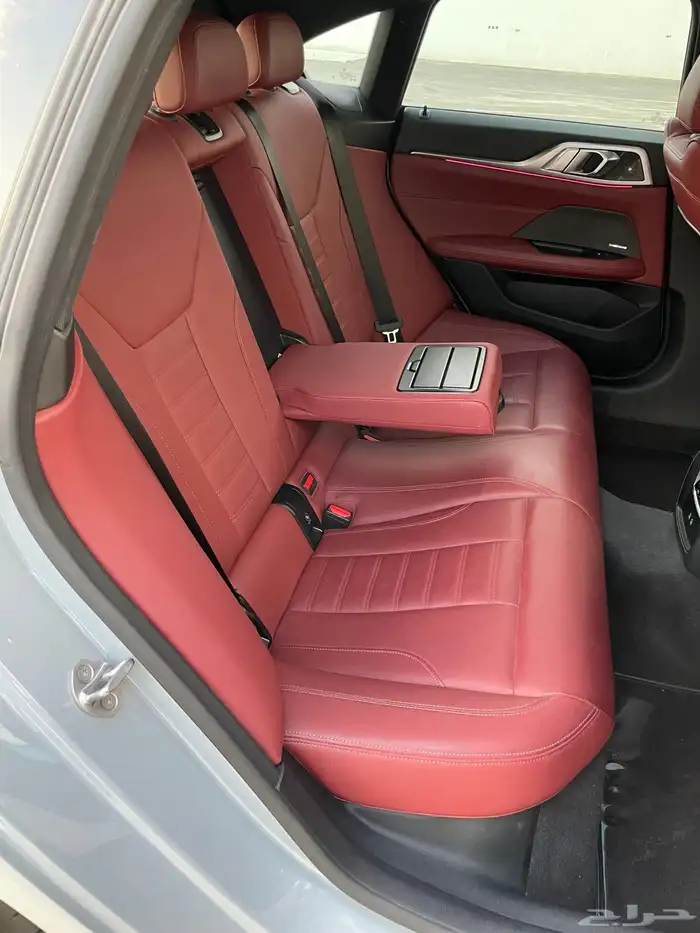 للبيع BMW - 2024 - 430i نظيفة جدا 34