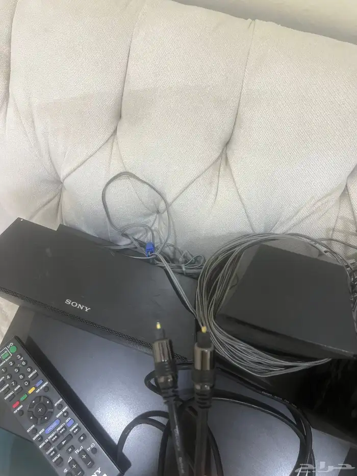 مسرح منزلي للبيع شركة سوني مكون من 5 قطع 4