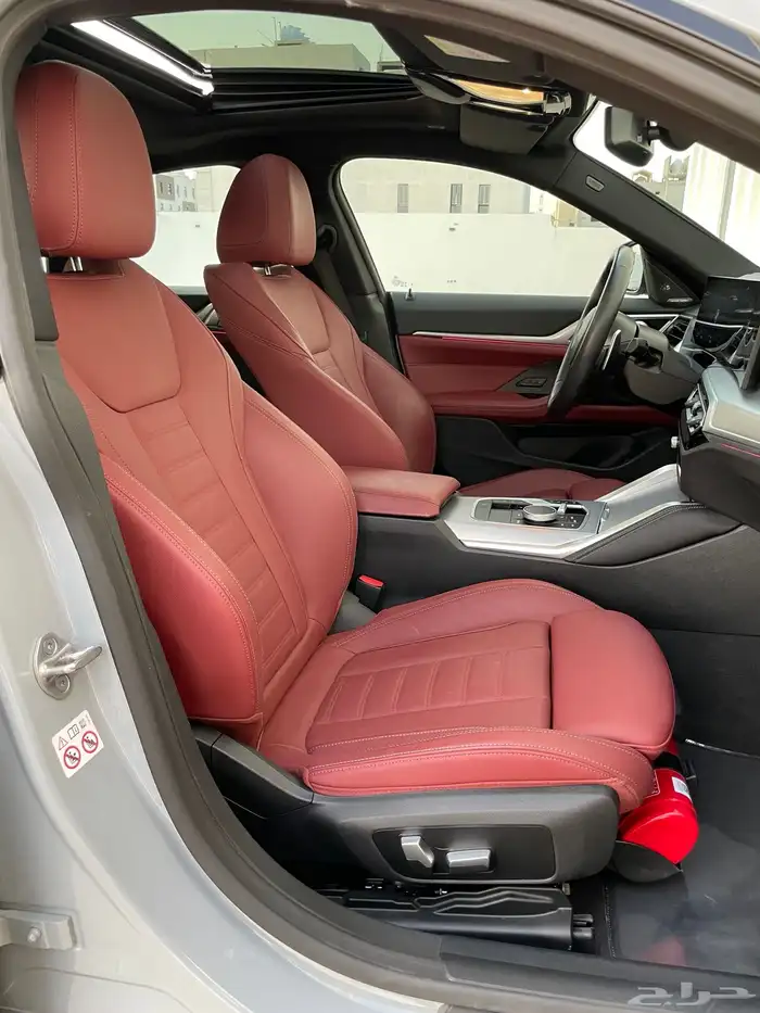 للبيع BMW - 2024 - 430i نظيفة جدا 42