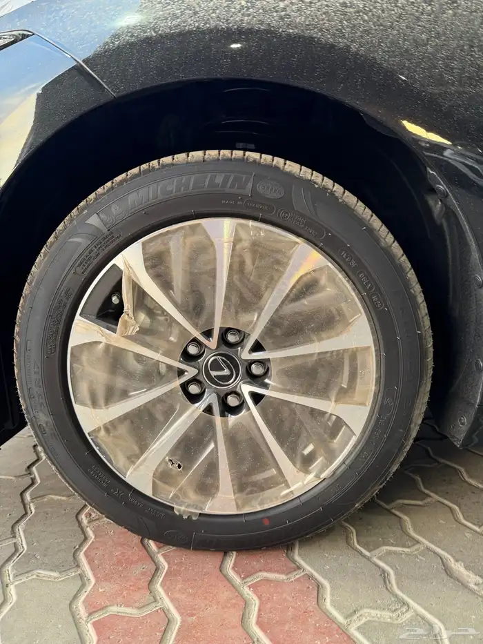 لكزس ES 250 فئة AA بنزين 2025 4