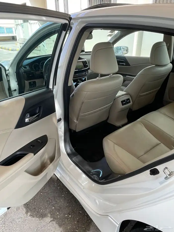 هوندا اكورد V6 7