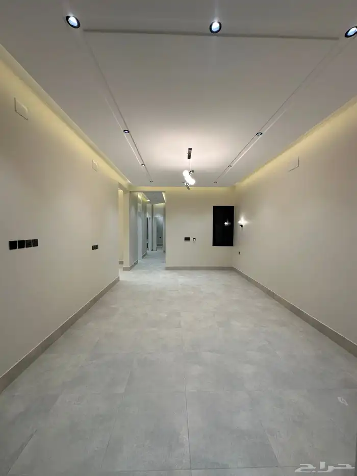 للبيع شقق علويه6غرف وسطح تصميم ممتاز بالمحاله-ابها540الف 7
