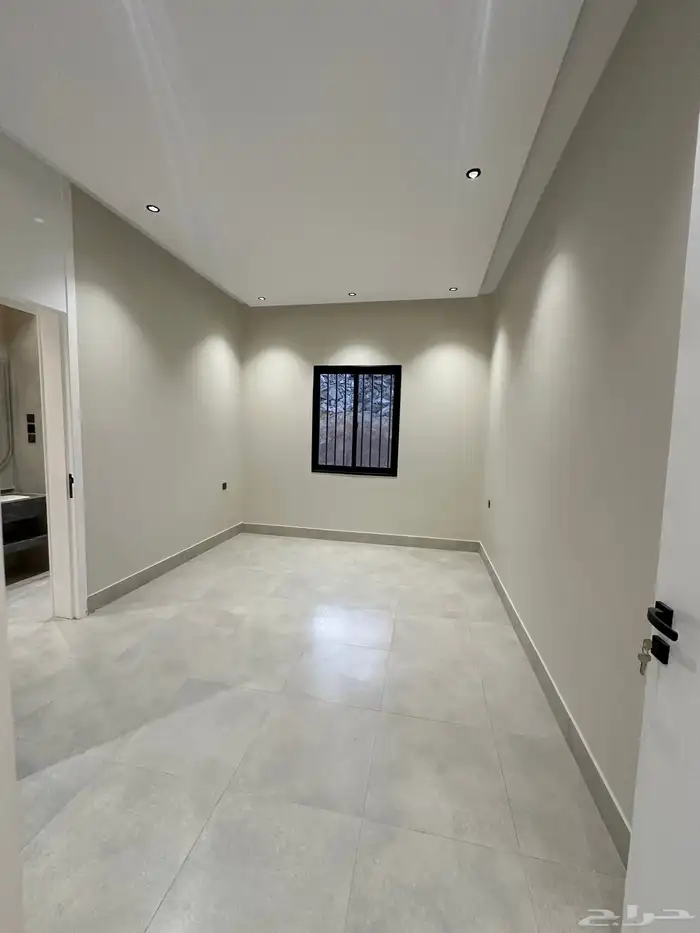 للبيع شقق علويه6غرف وسطح تصميم ممتاز بالمحاله-ابها540الف 5