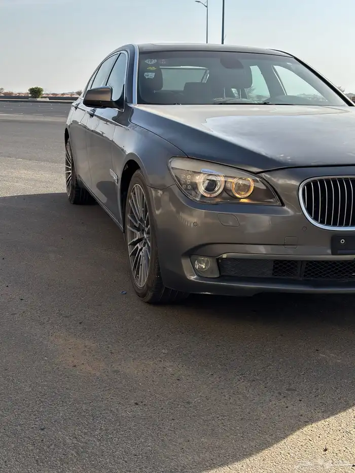 للبيع 2011 حجم 730 BMW 2