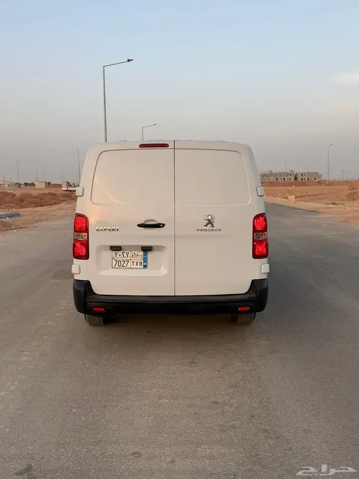 بيجو اكسبرت 6