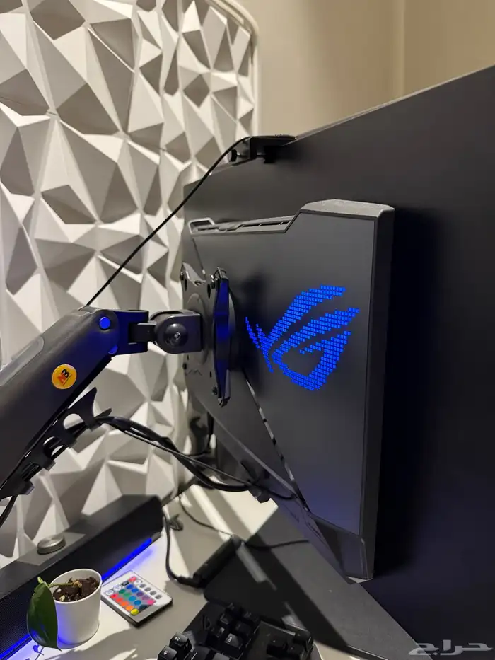 PC GAMING للبيع بيسي قيمنق نظيف جدا 8