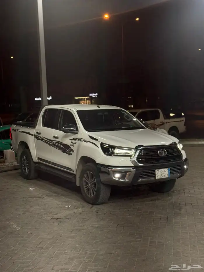 هايلاكس 2023 فل كامل 16