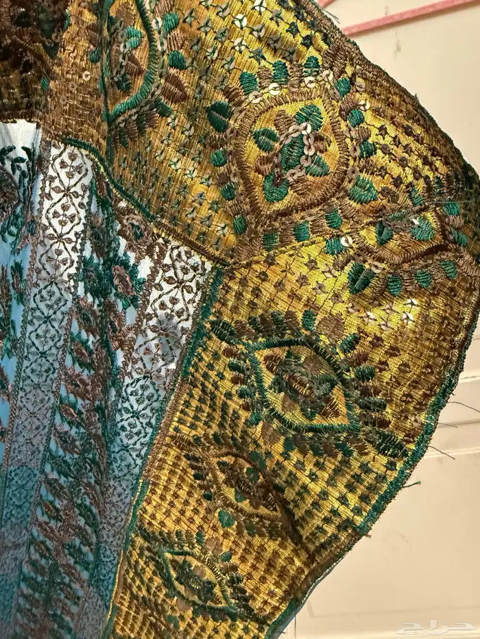 ملابس ماركات منوعه 1
