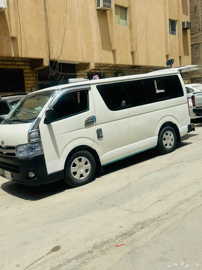 باص تويوتا هايس للإيجار 14 راكب مع سائق توصيل نقل 3