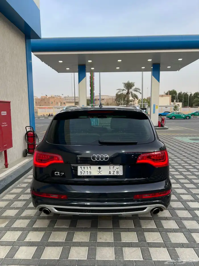 اودي Q7 3