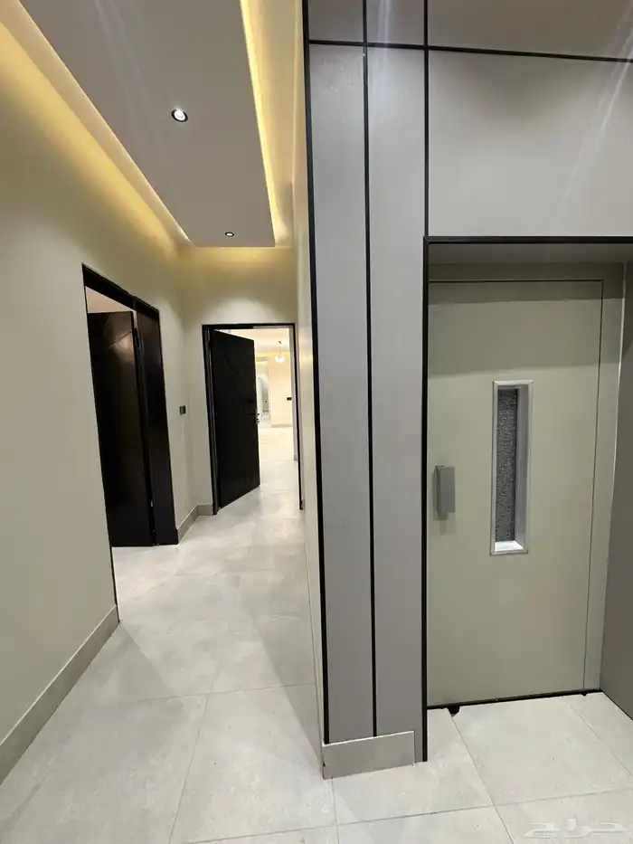 للبيع شقق علويه6غرف وسطح تصميم ممتاز بالمحاله-ابها540الف 3