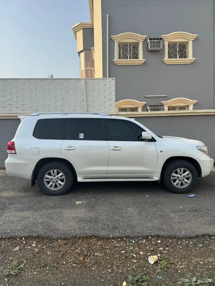 لاندكروزر 2