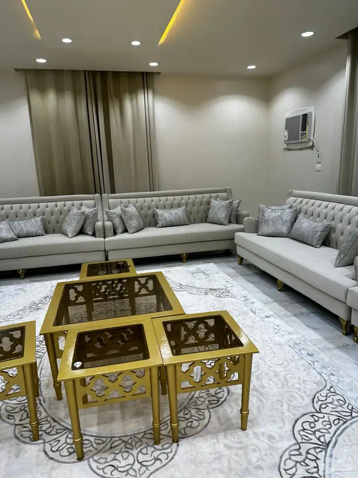 مجلس للبيع 0