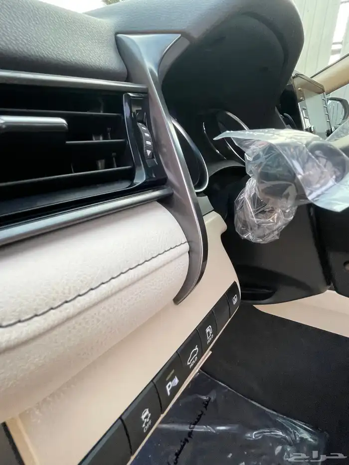 Camry full option Saudi 2023 39