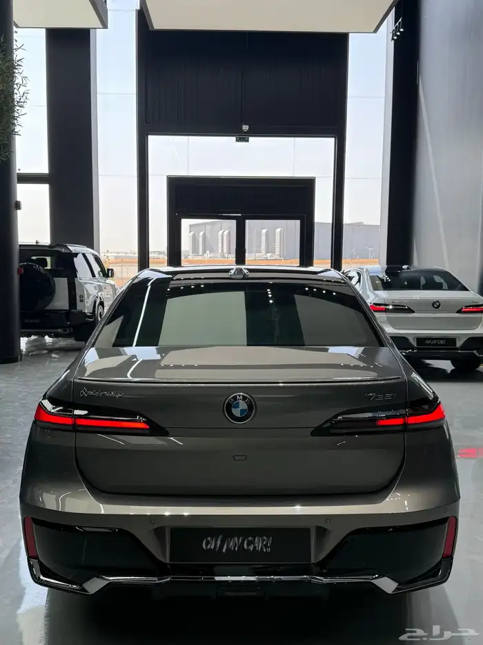 BMW735 2024 تيتانيوم 5