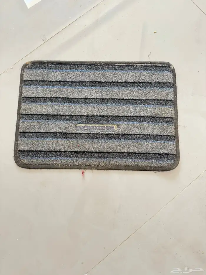 فرشة مخطط رصاصي 0