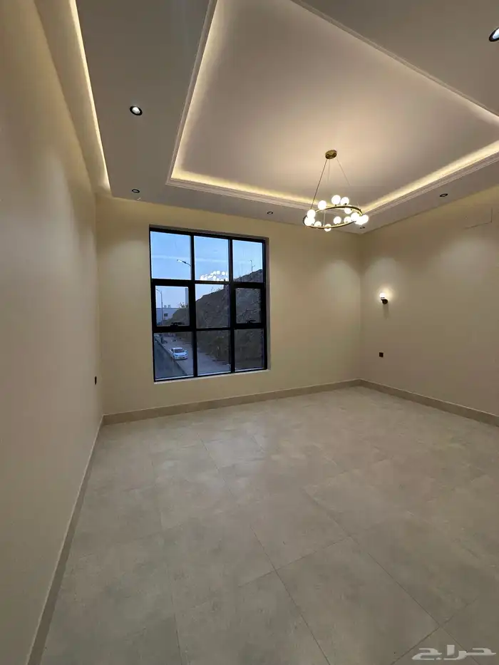 للبيع شقق علويه6غرف وسطح تصميم ممتاز بالمحاله-ابها540الف 0