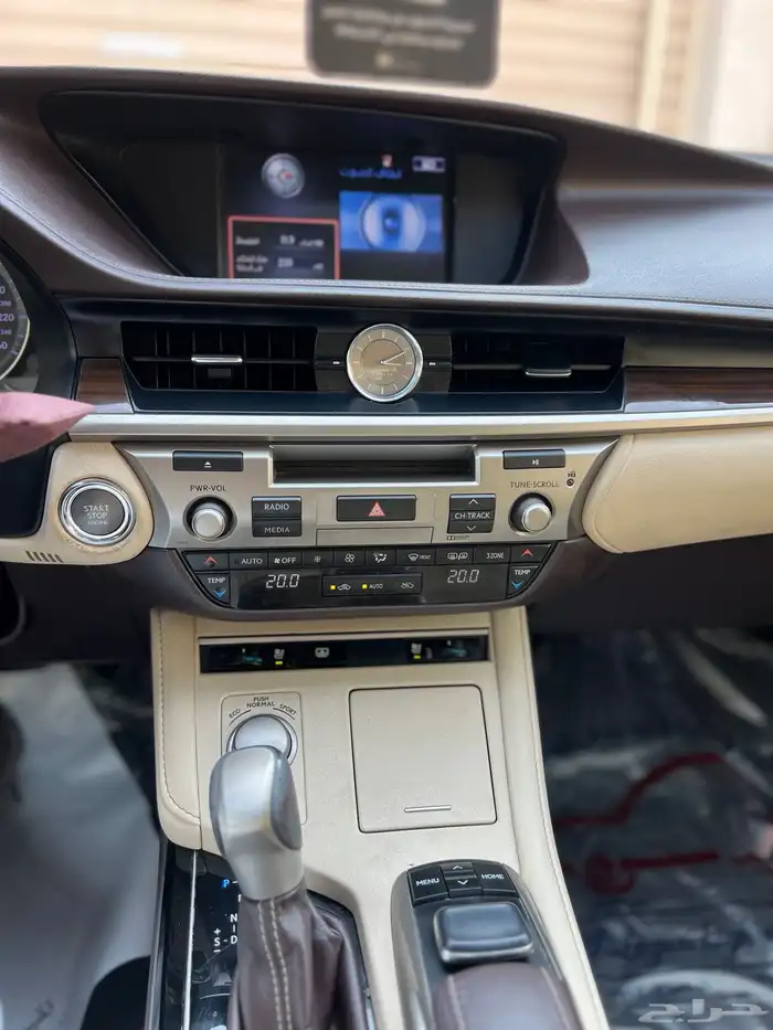 لكزس ES350 فل كامل 2016 16