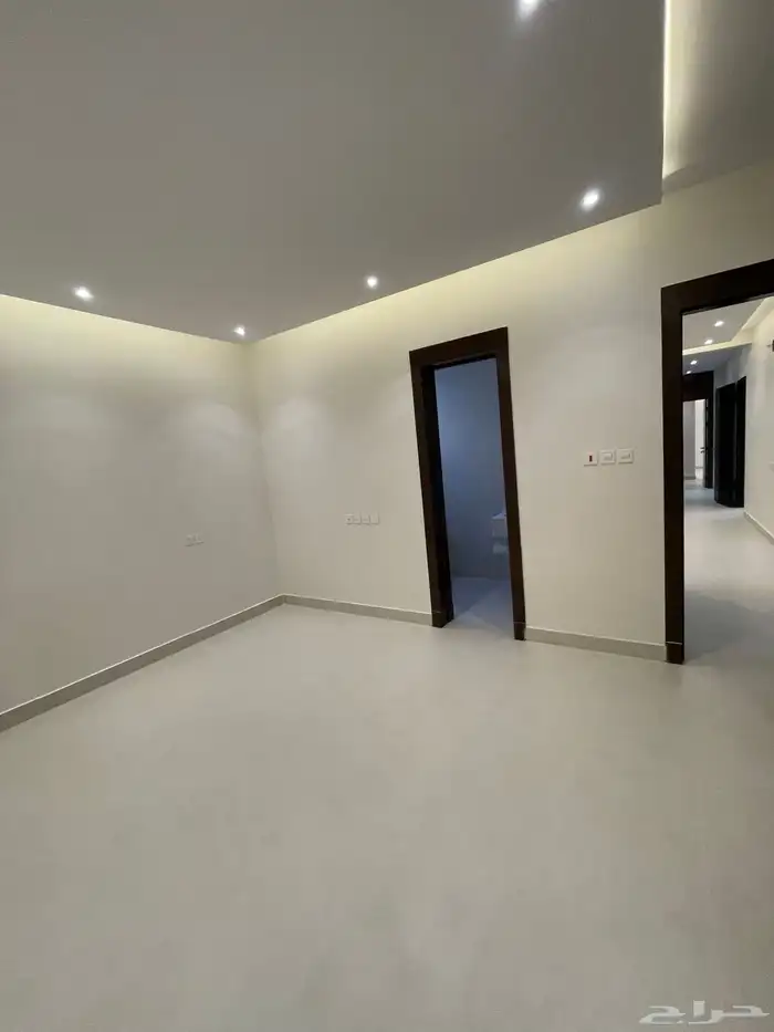 شقه للبيع 0
