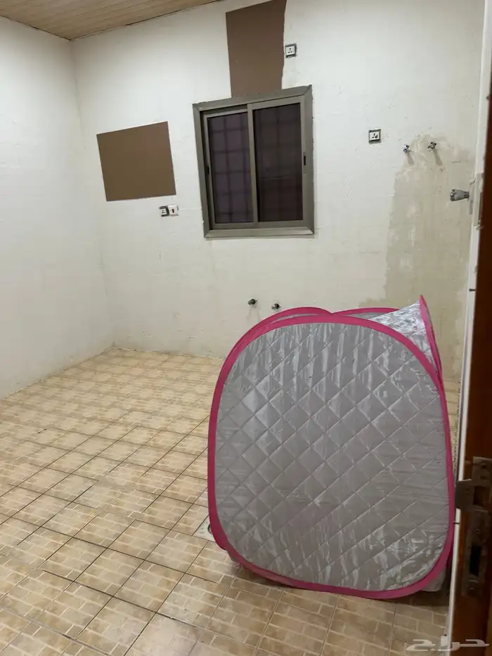 لتقبيل محل مشغل نسائي 26