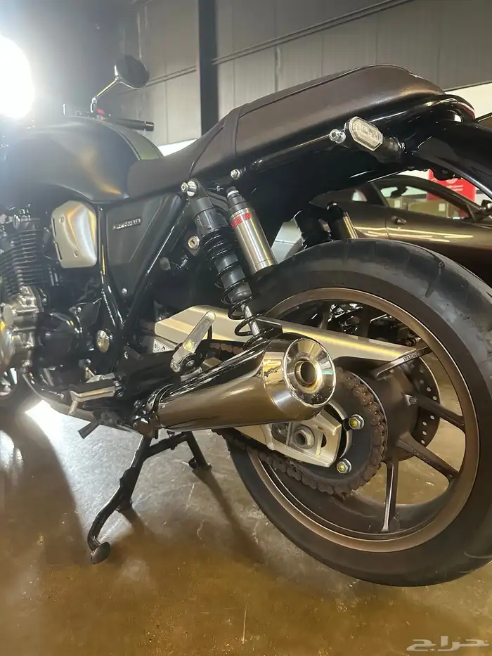 هوندا CB1100 آخر اصدار 2023 4