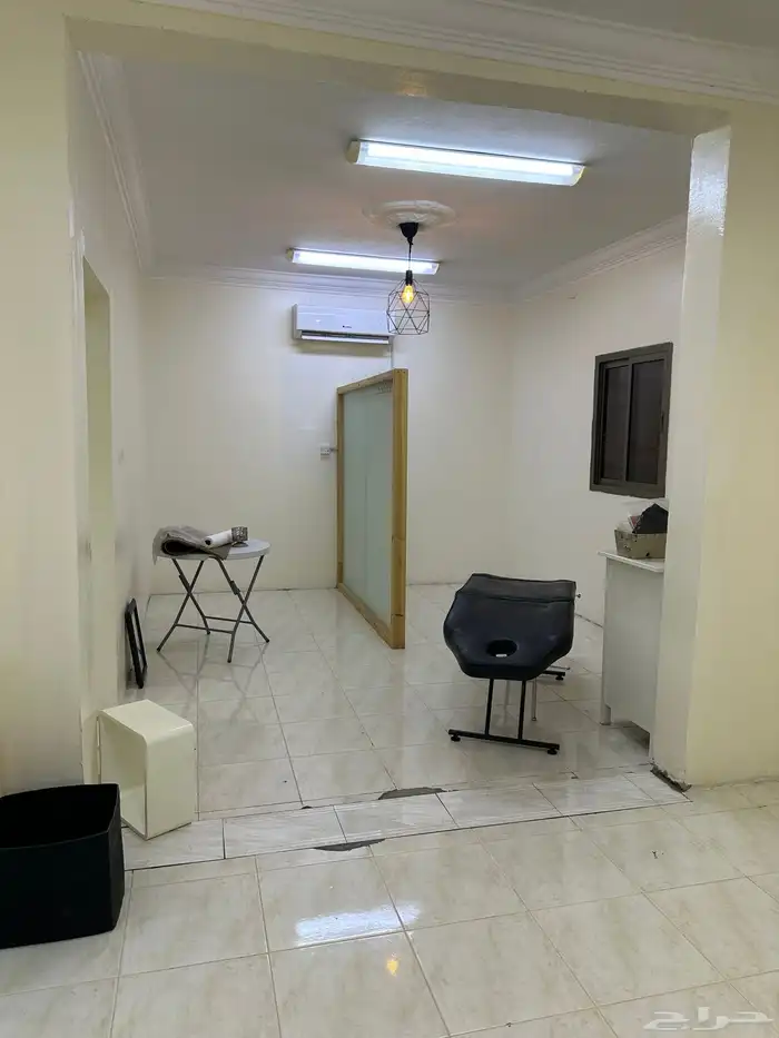 لتقبيل محل مشغل نسائي 29
