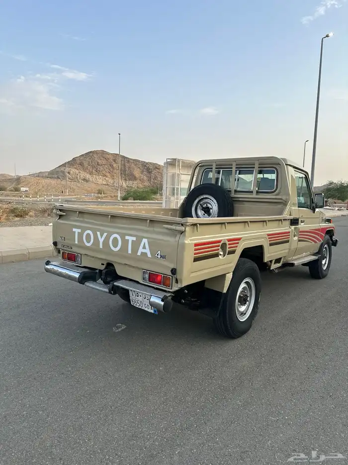 جيب شاص 2001 2