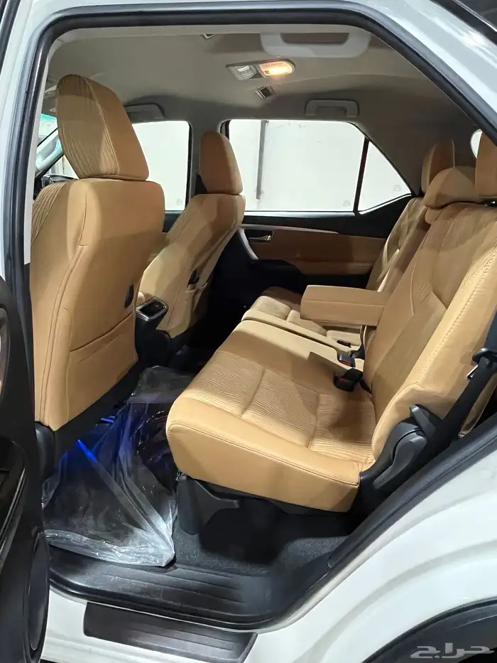 فورشنر 2021 ستة سلندر بنزين VX1 18