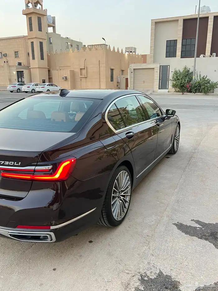 للبيع بي ام 730 0