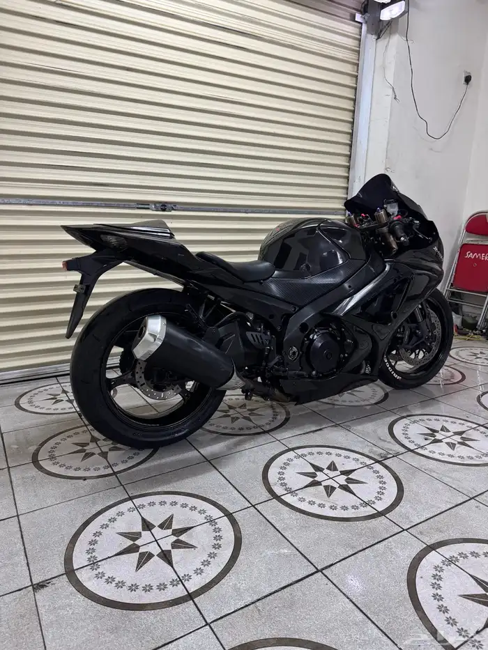 ريس سزوكي 1000 2007 6