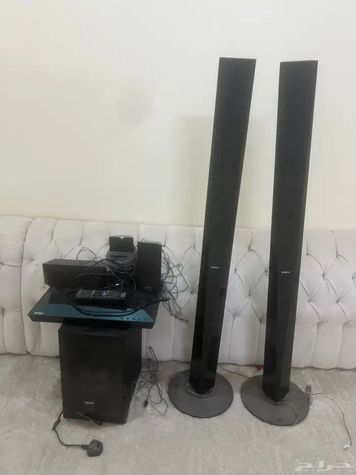 مسرح منزلي للبيع شركة سوني مكون من 5 قطع 0