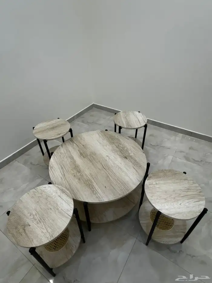 طاولات خدمه 2