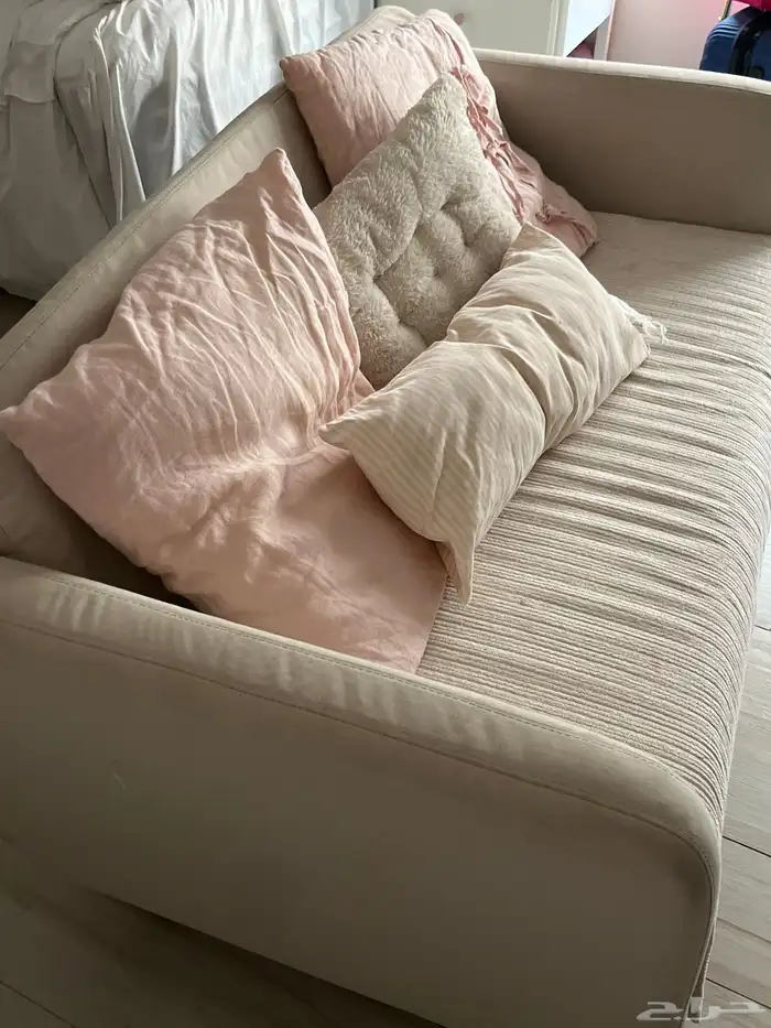 كنب ايكيا للبيع بيج 1