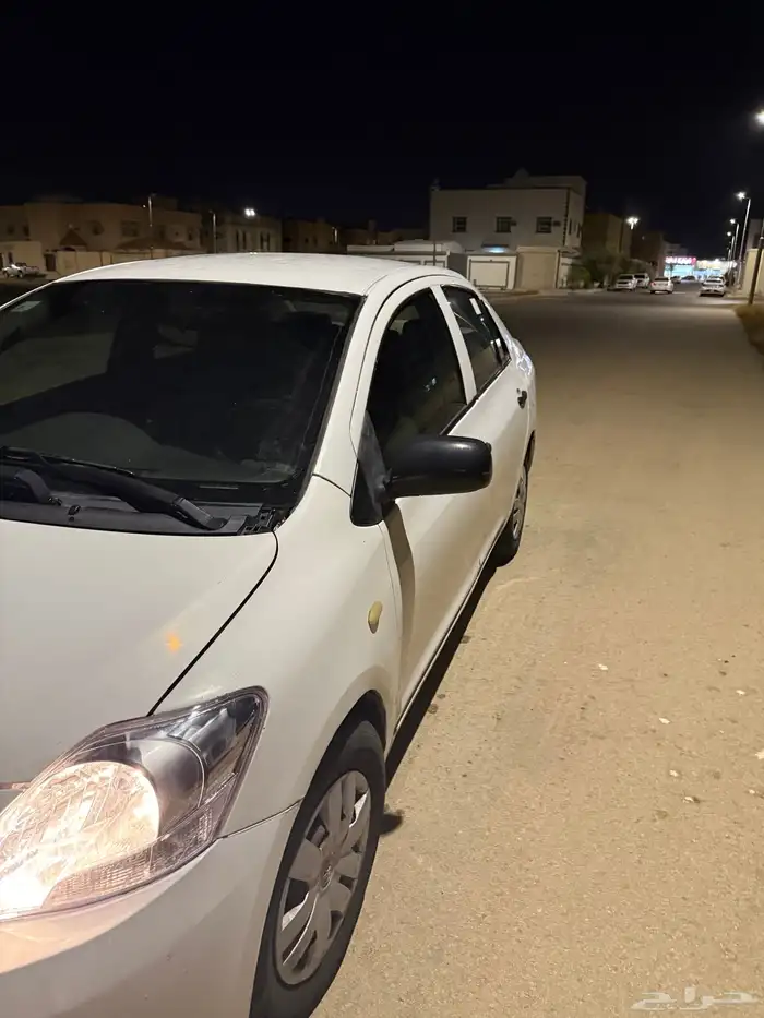 للبيع يارس 2013 2