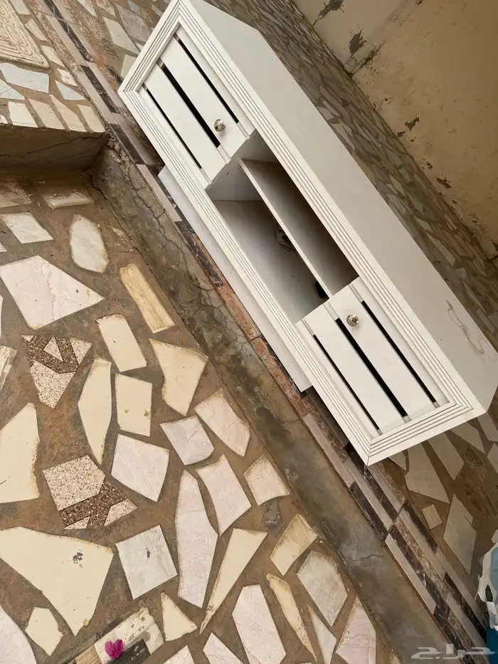 طاولة تلفزيون 120 متر 2