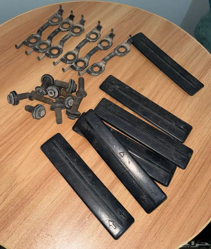 قطع واكسسوارات لاندكروزر 0