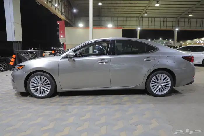 لكزس ES 350 DD 2016 فل كامل 7